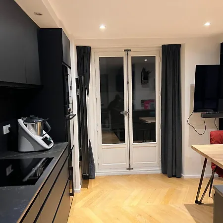 Апартаменты Hyper Centre - Decre Bouffay - Rue Pietonne